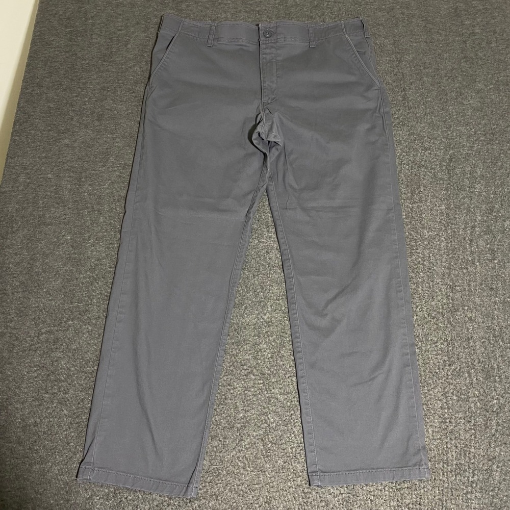 Lee Extreme Motion Regular Straight Gray Chino Pants Mens 40x32 (40x31) Work